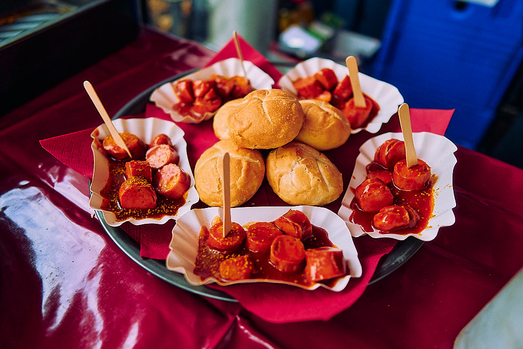 Catering und Gäste beim Cheyenne Tattoo Factory Day in Berlin