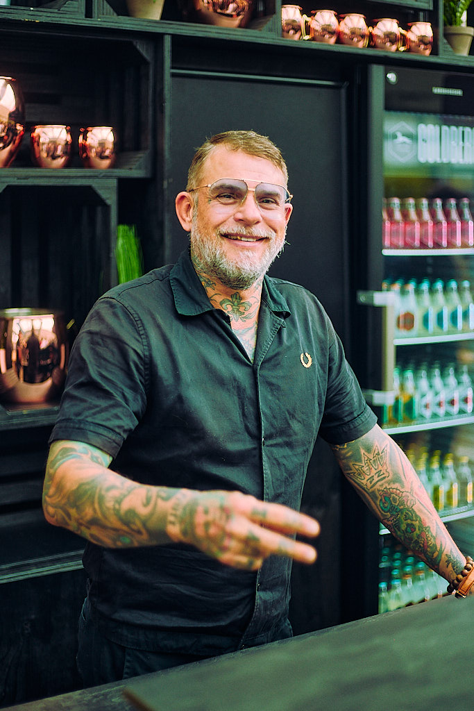 eventfotografie-am-cheyenne-tattoo-factory-day-von-tattoo-artist-und-besucher-in-berlin