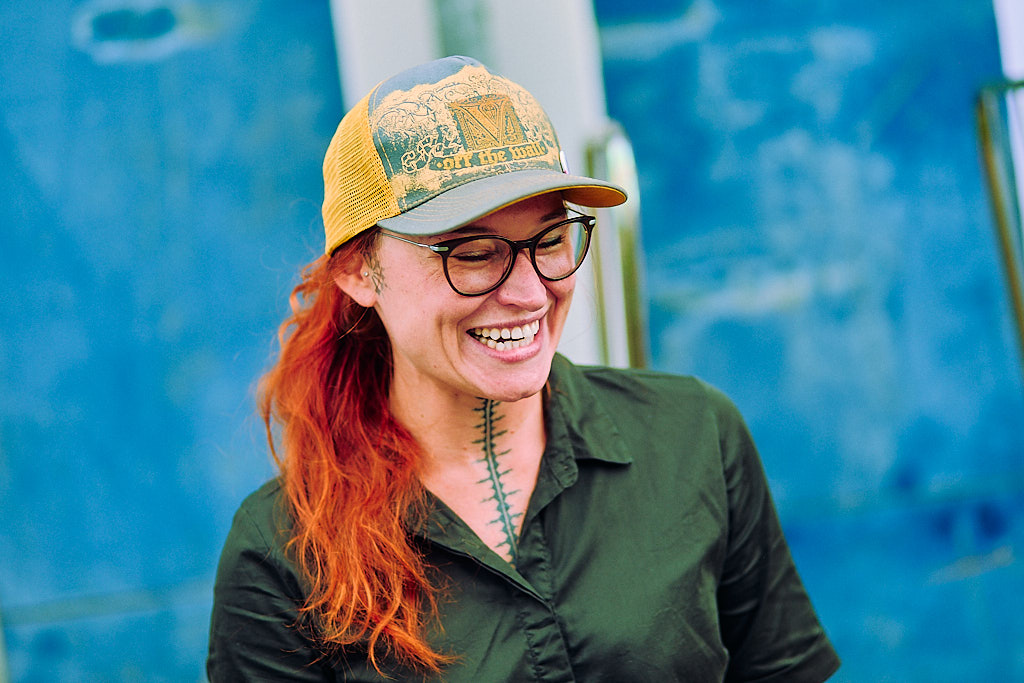 eventfotografie-am-cheyenne-tattoo-factory-day-von-tattoo-artist-und-besucher-in-berlin